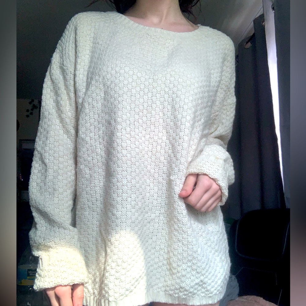 Fall sweater. The brand is Ana. Size: Large
Color is white.